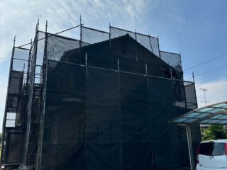 一般住宅　塗装　足場設置